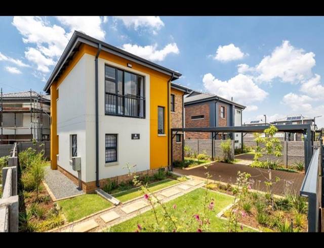 3 BEDROOM HOUSE FOR SALE IN PROTEA GLEN